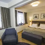 Petaeys Hotel Tyrväntö