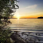 Petaeys Hotel Tyrväntö