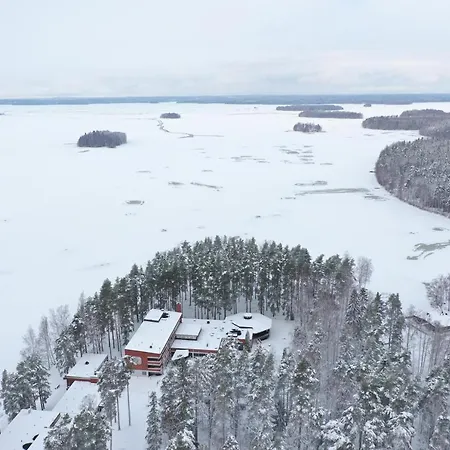 Hotel Petaeys Tyrväntö