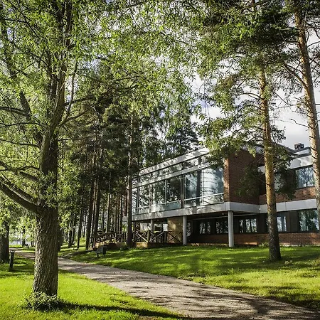 Petaeys 4* Tyrväntö